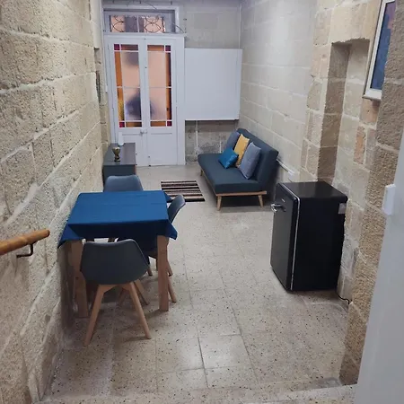 דירה Ruwts Authentic Maisonette