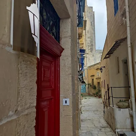 דירה Ruwts Authentic Maisonette *