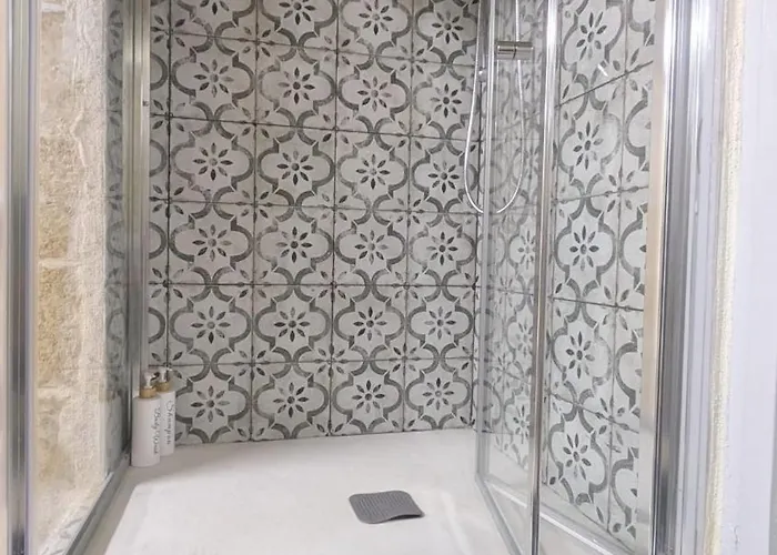 Ruwts Authentic Maisonette Valletta