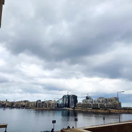 Ruwts Authentic Maisonette Valletta