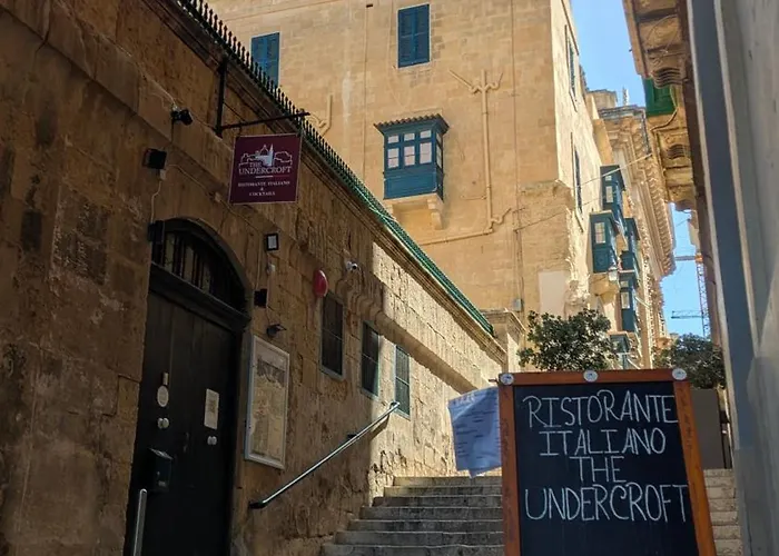 Ruwts Authentic Maisonette Apartment Valletta