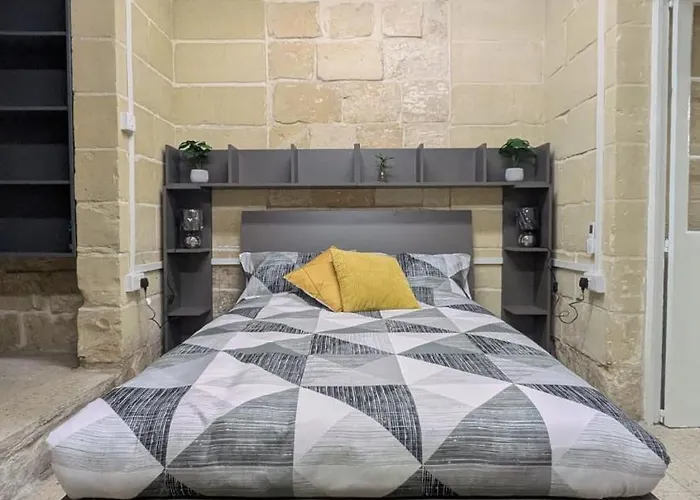 Ruwts Authentic Maisonette Apartment Valletta